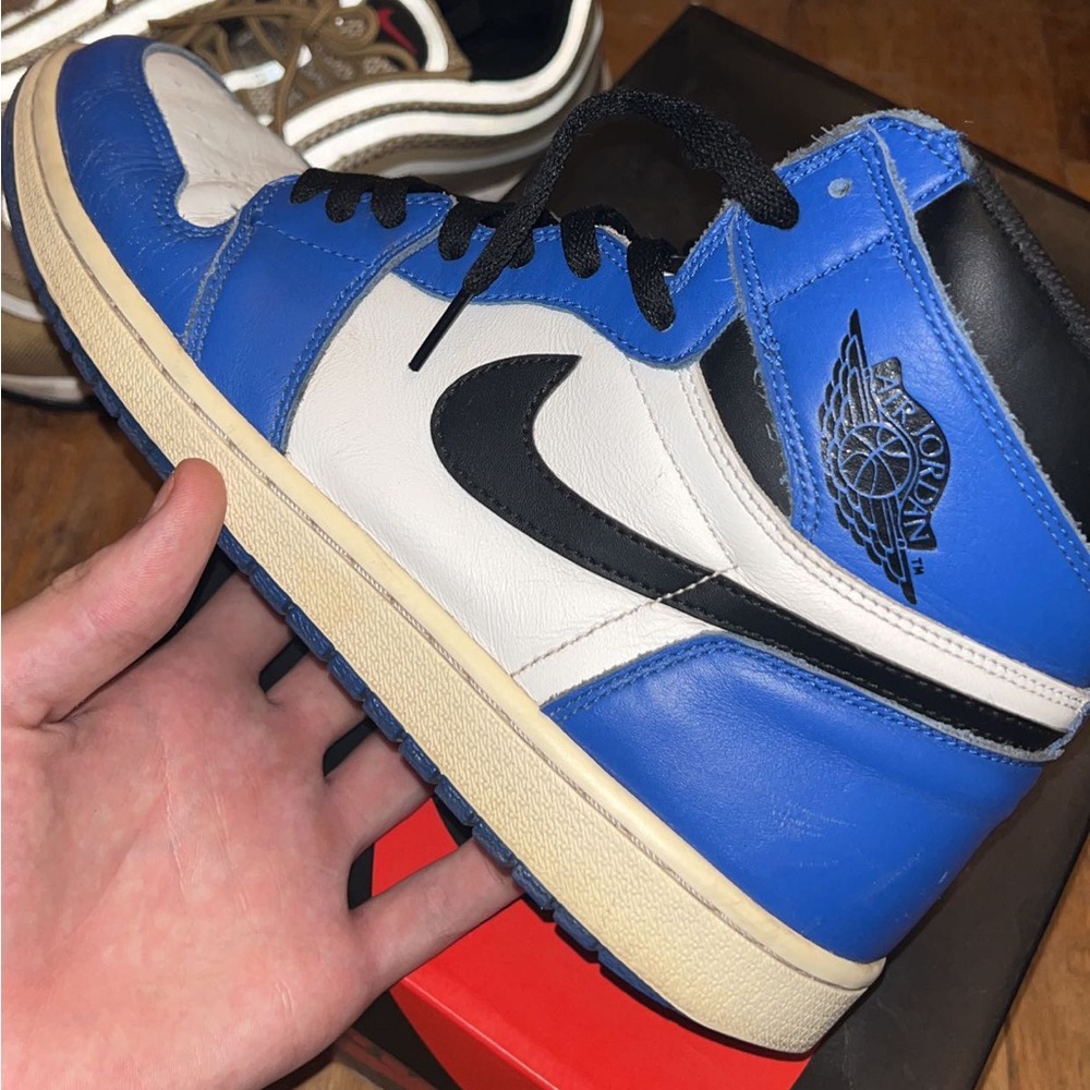 Mens Jordan 1 Game Royal Size 11 (Beat)